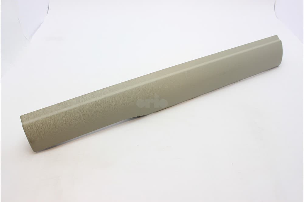 Sill trim