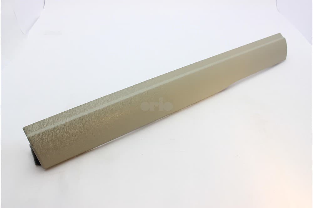 Sill trim