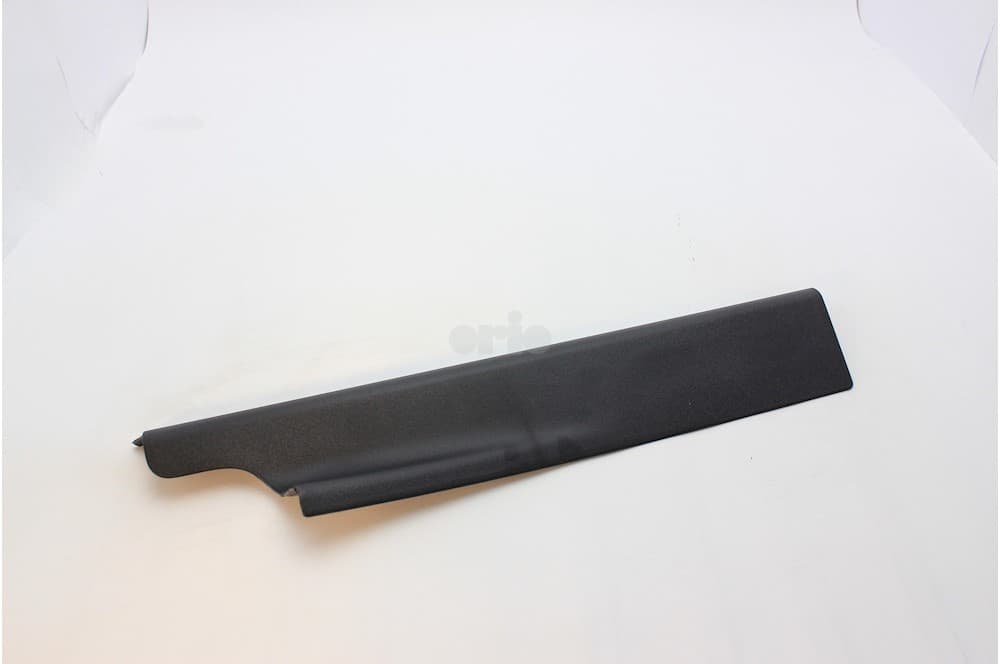 Sill trim