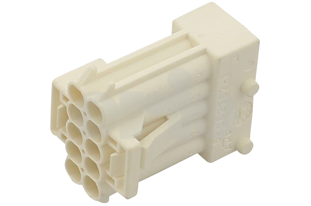 Plug housing