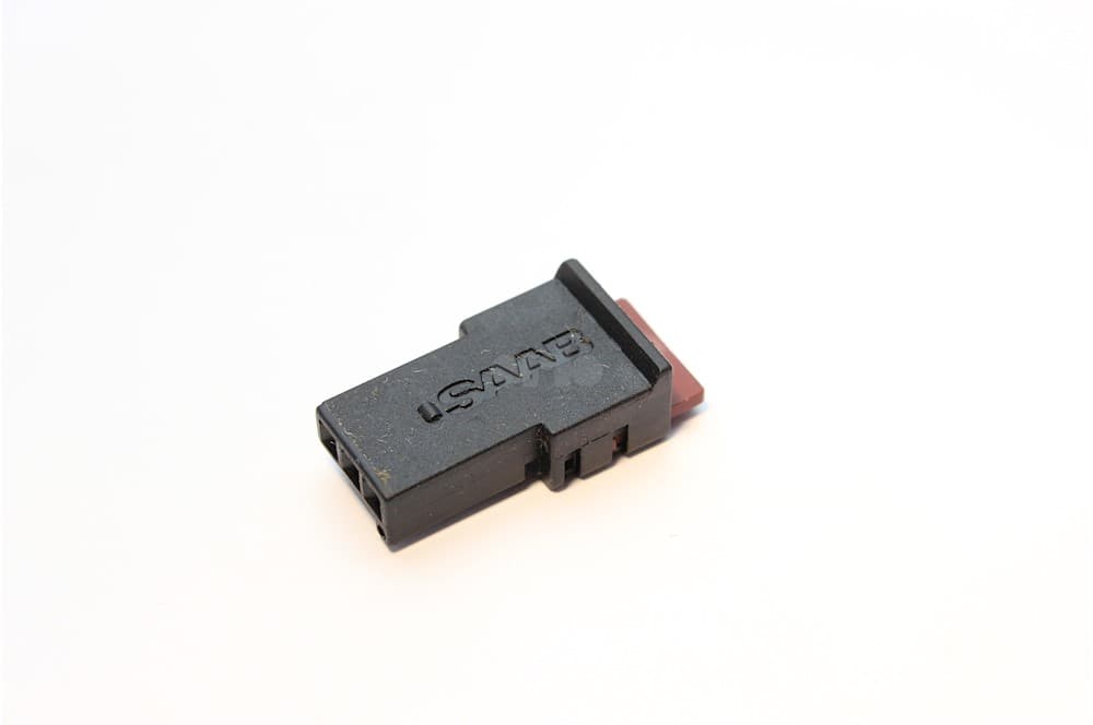 Plug housing