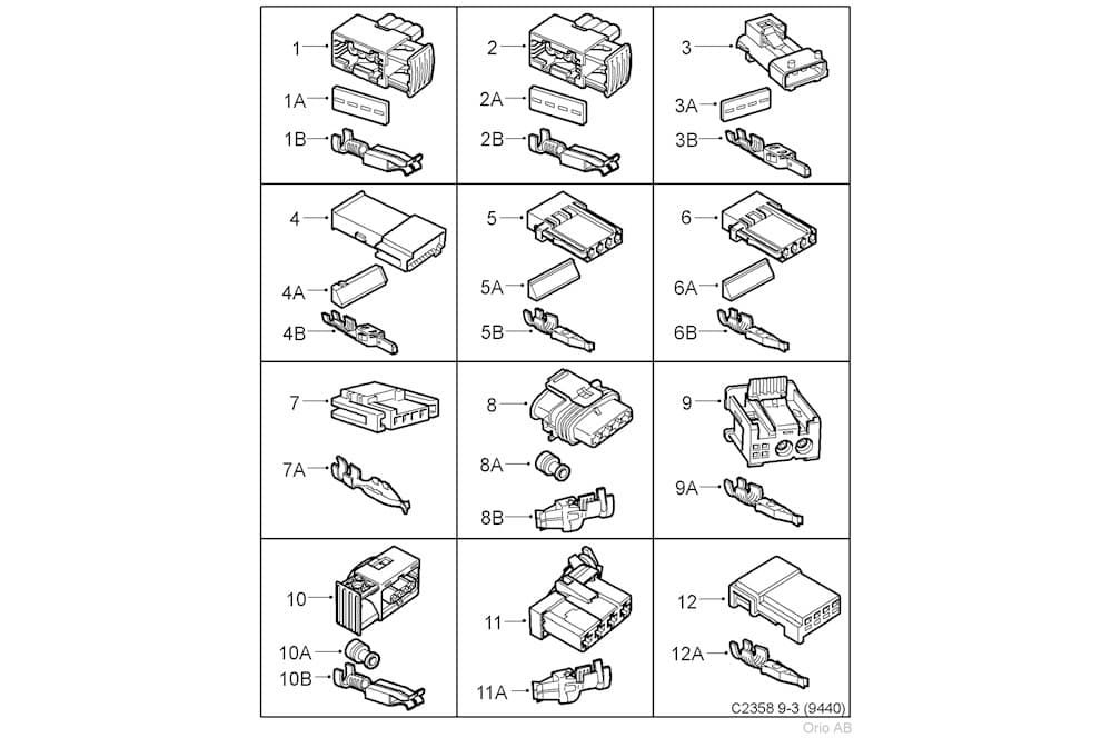 Plug housing