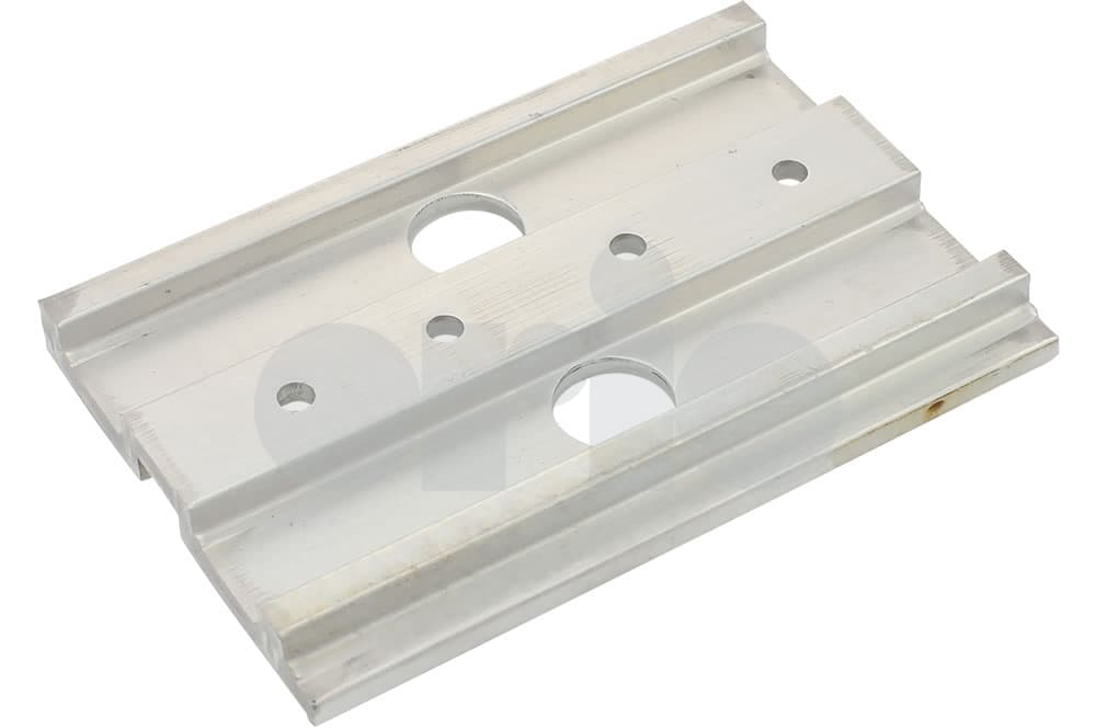 Spacer plate