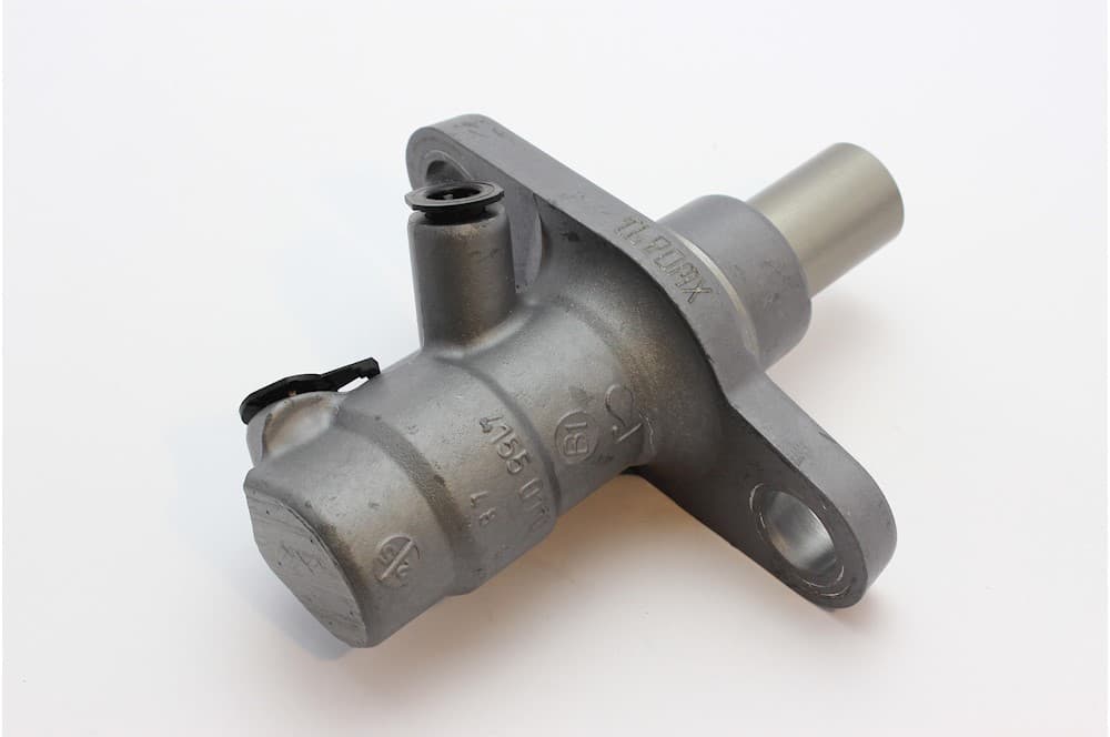 Master cylinder