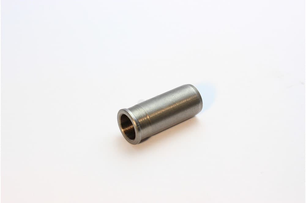 Guide tube
