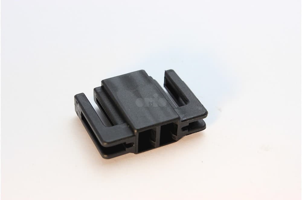 Plug housing