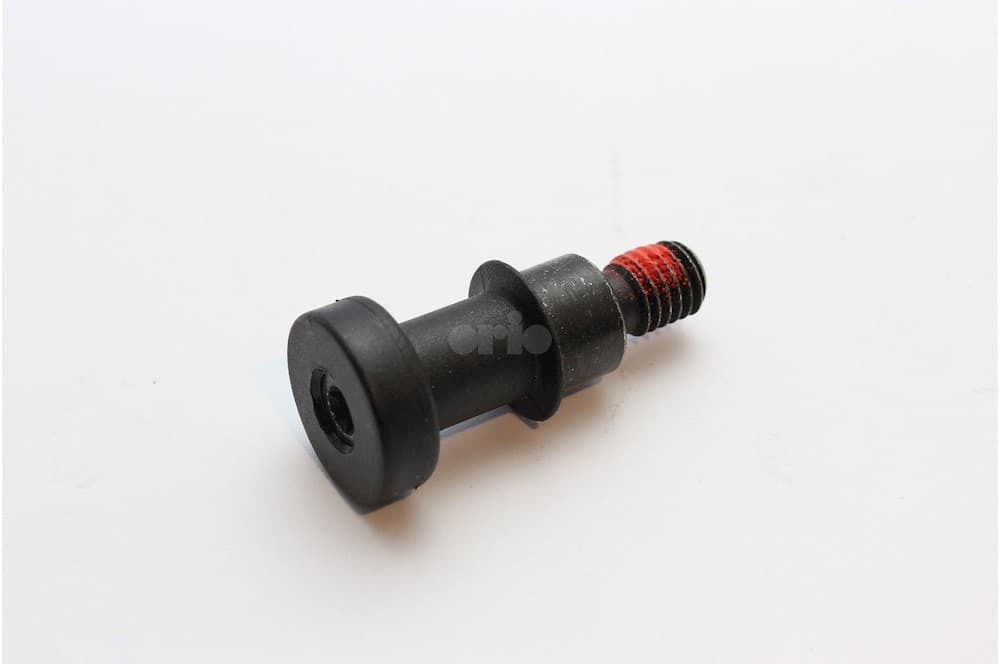 Pivot pin