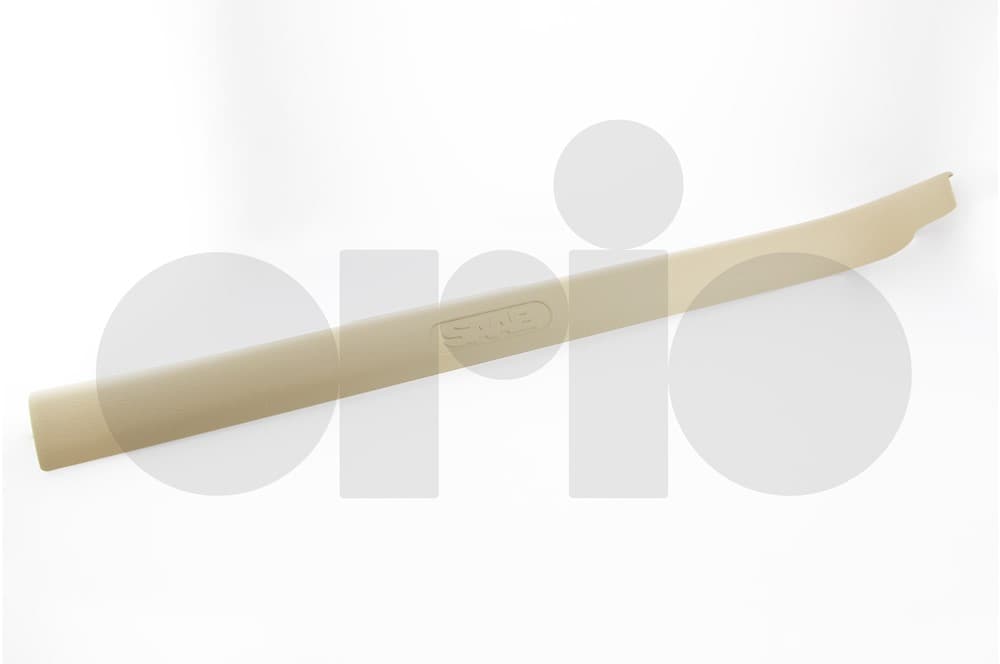 Moulding, sill panel-1
